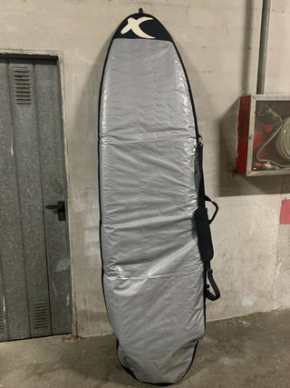Tabla de surf 7'6 con funda