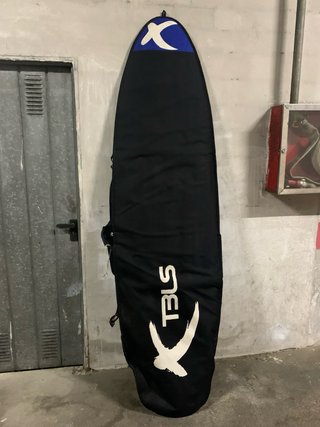 Tabla de surf 7'6 con funda