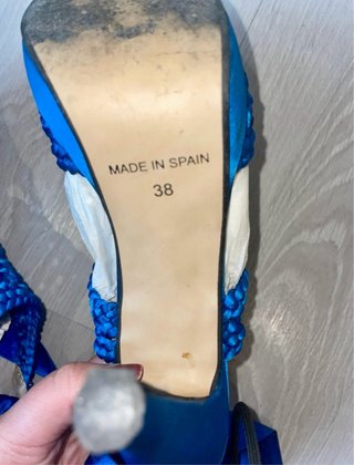 Zapatos de tacón azul electrico