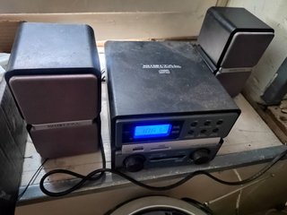 Minicadena Digital Compacta (CD, USB, SD y Radio