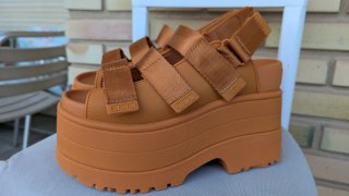 Sandalias UGG GoldenRise Plataforma Naranja T39