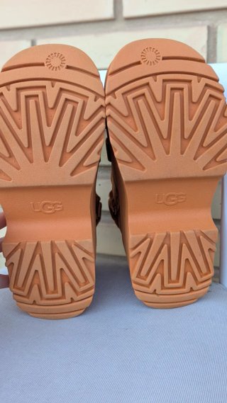 Sandalias UGG GoldenRise Plataforma Naranja T39