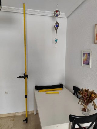 Barra Soporte Telescópica Negra