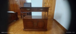 Mesa de TV madera con cajones y puertas
