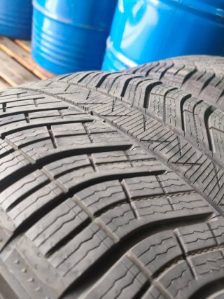Neumáticos Michelin 295/40 R20