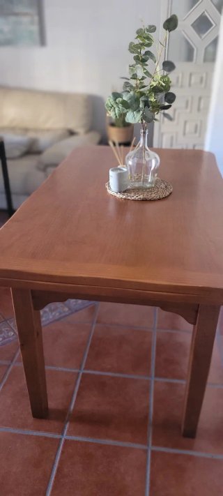 Mesa de salón.