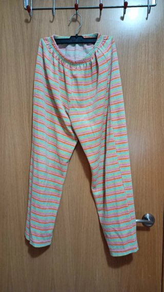 Pantalón en descuento largo de rayas multicolor