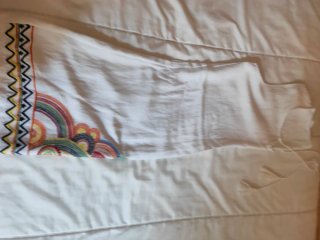 Vestido blanco sin mangas bordado talla L