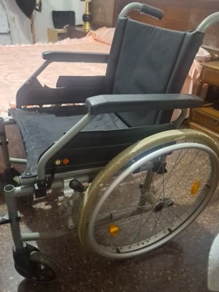 Silla de ruedas plegable XL