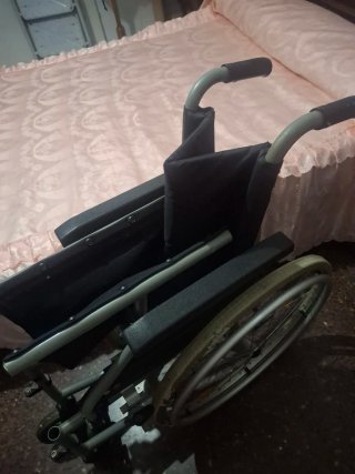Silla de ruedas plegable XL