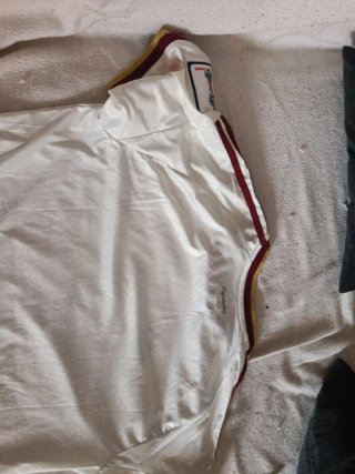 Camiseta España Adidas XL con parches oficiales
