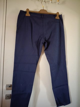Pantaloni blu eleganti