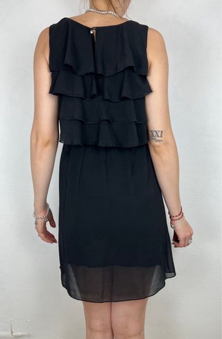 Vestido Negro DKNY con Volantes