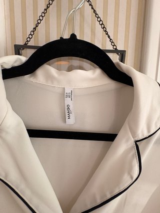 Blusa estilo pijamero Mango Blanca Talla XS