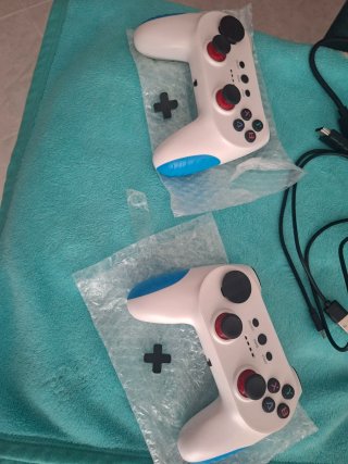 X10 PRO 2.4G Wireless Controller Gamepad