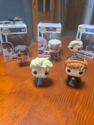 Varios funko Pop! Disney y harry potter y marvel
