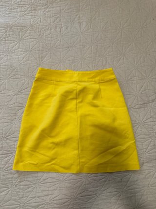 Falda amarilla Bershka