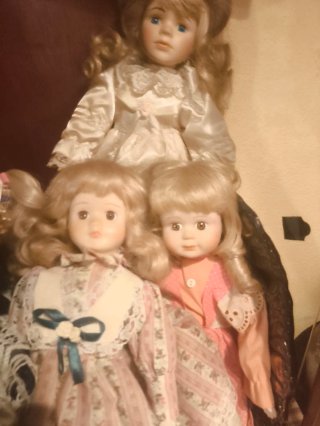 Collezione di bambole in porcellana
