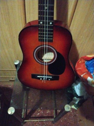 Guitarra Acústica Mediana