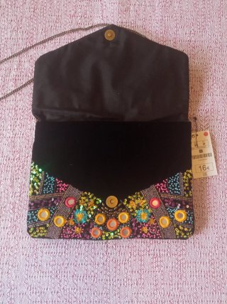 Bolso de fiesta boho multicolor bordado