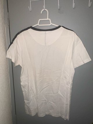 Camiseta Ellesse Blanca con Logo en Manga