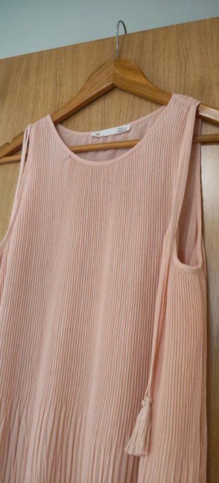Vestido rosa plisado talla única