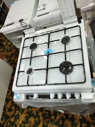 Cocina de gas blanca