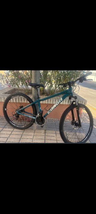 Bicicleta 27.5 pulgadas, frenos de disco. Talla S.