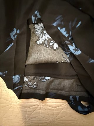 Vestido H&M floral negro y azul