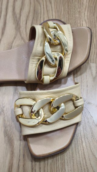 Sandalias Bueno pala cadena dorada T38