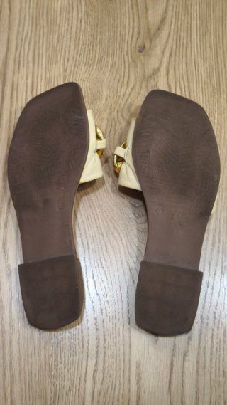 Sandalias Bueno pala cadena dorada T38