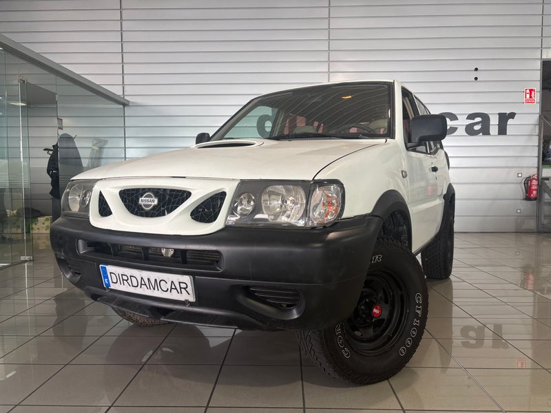 Nissan Terrano 2003 - foto 1