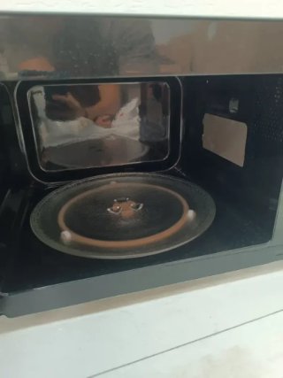 Microondas Cecotec ProClean 3050 20L