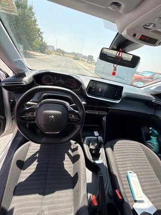 Peugeot 208 2022