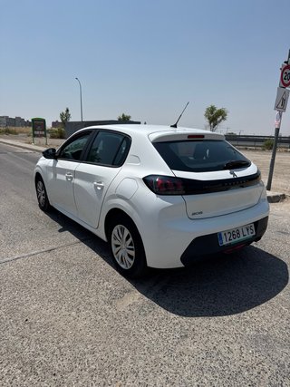 Peugeot 208 2022