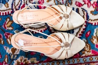 Sandalias con tacón bajo Hispanitas