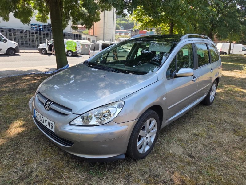 Peugeot 307 2004 - foto 1