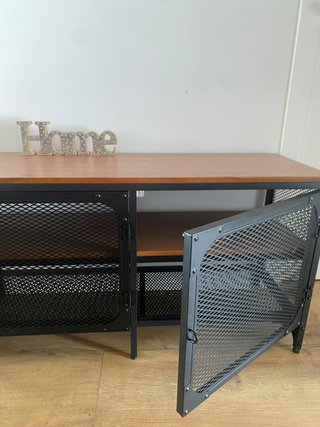 Mesa auxiliar + mesa TV estilo industrial