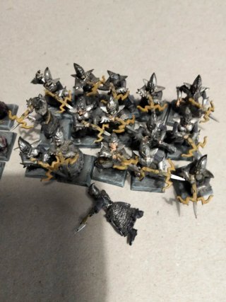 Warhammer Fantasy Elfos Oscuros