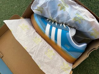 Adidas Samba x Bad Bunny Azul