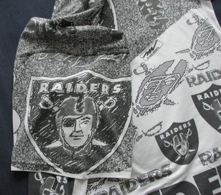 Camiseta Vintage 90s LA Raiders AOP NFL All Over