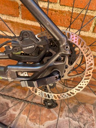 Bicicleta carretera Cannondale quick 3 Gris