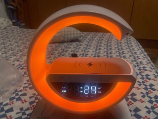 Altavoz Bluetooth LED Carga Inalámbrica BT-3401