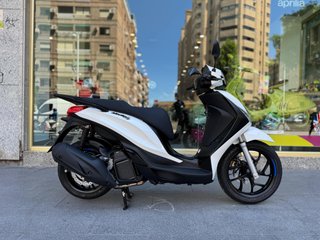 Piaggio Medley S 125