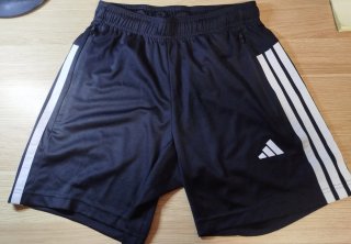 Pantalón corto deportivo Adidas hombre