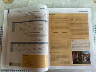 Llibre Llengua i cultura llatines 1-2 batxillerat