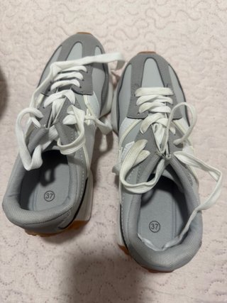 Zapatos de tacón beige/marrón talla 37