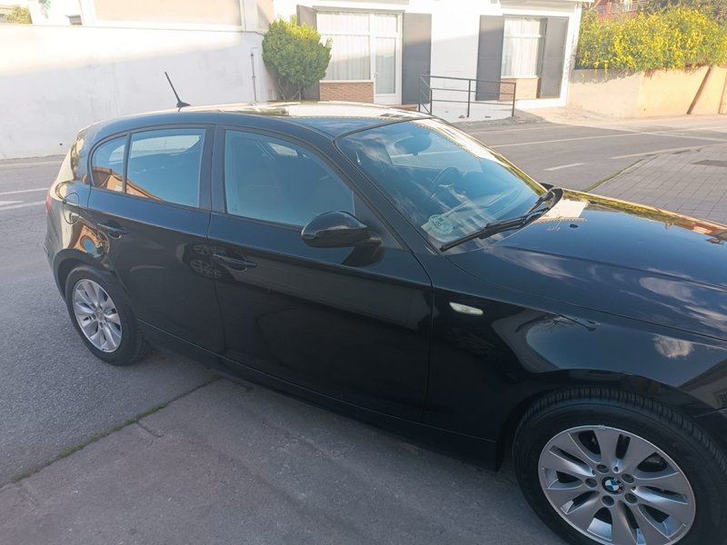 BMW Serie1 - foto 1
