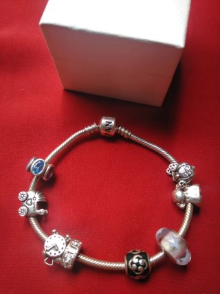 Pulsera Pandora Plata con Charms