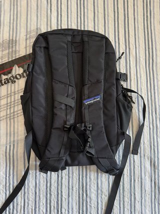 Mochila Patagonia Negra Unisex Nueva 25L